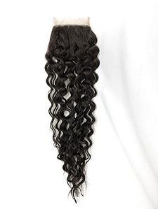 Closure para acabamento em topo de cabeça entrelaçado ou peruca front lace castanho