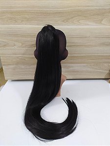 Rabo de cavalo em cabelo orgânico para finalização de penteado