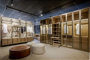 Closet Aberto e Fechado - Material MDF