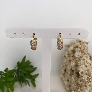 Brinco Argola Pequena com Zirconias Folheado em Ouro 18k