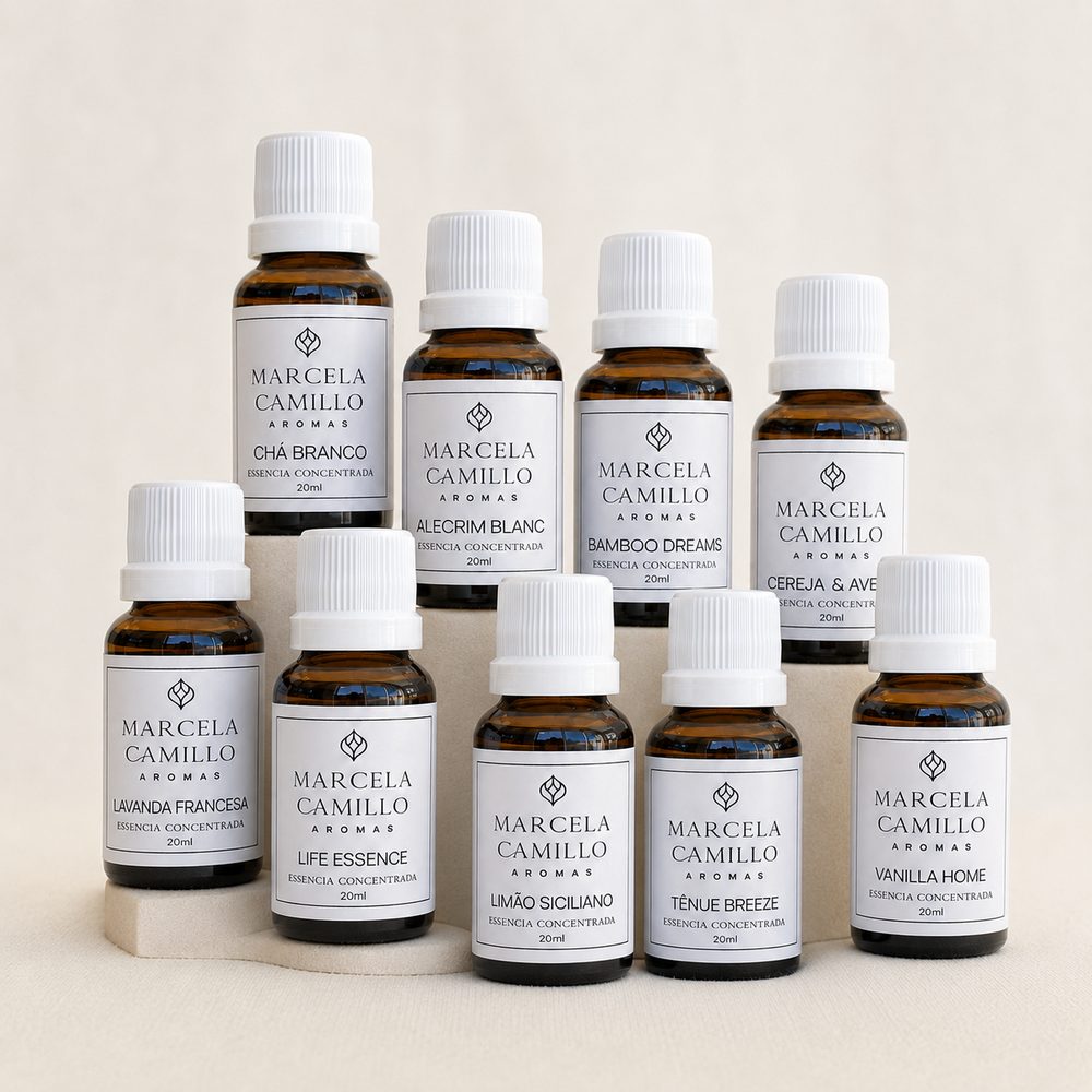 Linha atual de essências Marcela Camillo Aromas, com rótulos padronizados