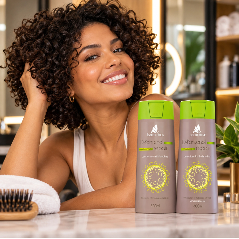 Kit Hidratação e Maciez D-Pantenol BARROMINAS shampoo e condicionador em cabelo cacheado curto hidratado