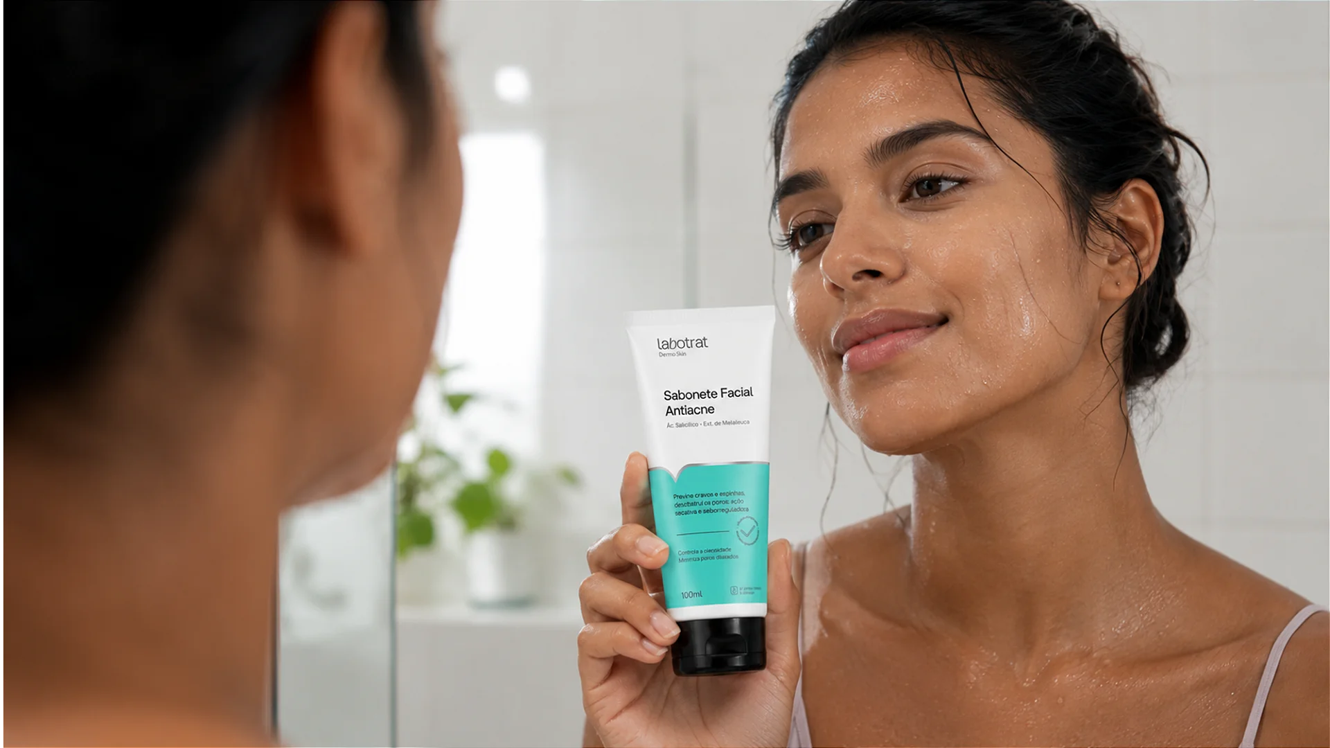 Sabonete Facial Antiacne LABOTRAT 100ml na rotina de limpeza para pele mista e oleosa