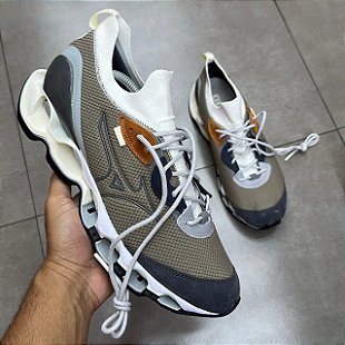 TÊNIS GRAPHPAPER X MIZUNO WAVE PROPHECY BETA 2 (COMPLETO
