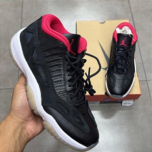 TÊNIS NIKE AIR JORDAN 11 RETRO LOW 