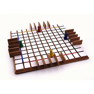 Jogo de Tabuleiro de Madeira - Xadrez - Ioiô de Pano Brinquedos