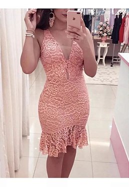 Vestido Curto Rodadinho Em Renda