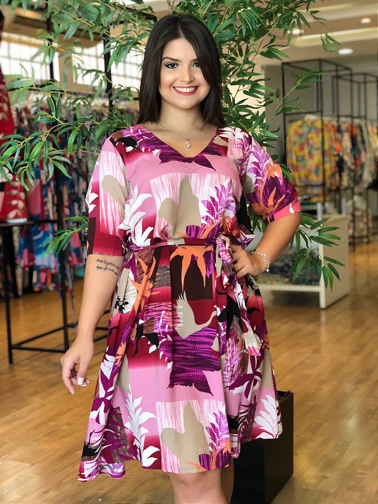 vestido estampado plus size