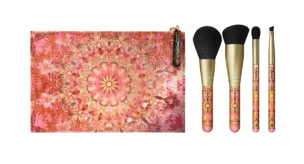 Kit pincel With Greatness MAC 4 pincéis + necessaire - Try it