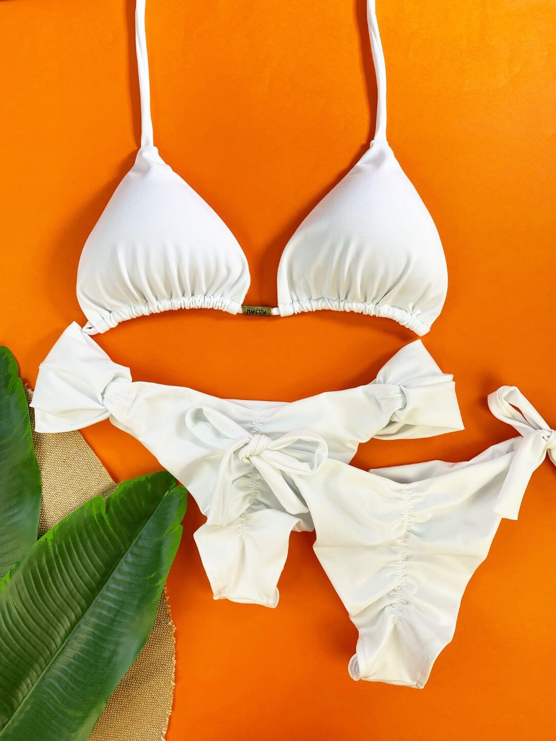 Top de biquíni cortininha branco com bojo removível