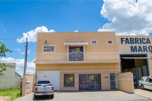 fachada rr adesivos