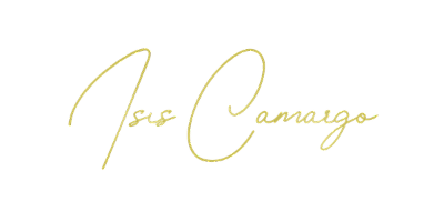 Isis Camargo Closet
