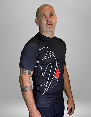 Rashguard Manga Curta Venum Black Belt Dark