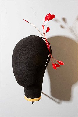 JC Tiara Lampejo com Fuê e Cristais Vermelha