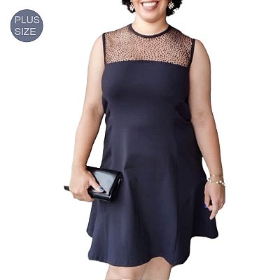 Vestido Plus Size Social Preto em malha Suplex para festa elegante detalhe Tule Ombro saia evasê comprimento curto Tamanho 46