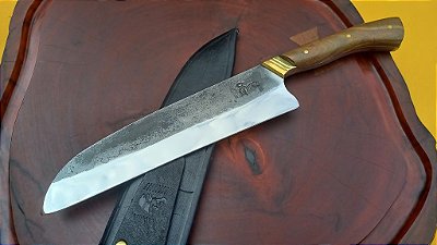 FACA CHEFE SANTOKU LAMINADA EM AÇO CARBONO