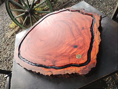 Tábua de Corte Rústica Grande de Peroba Rosa