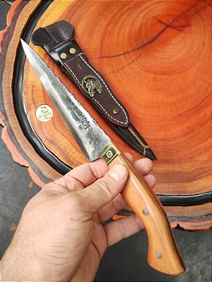 FACA ARTESANAL 8" CARBONO , CABO EM MADEIRA "peroba rosa"