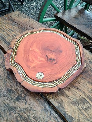 TÁBUA RÚSTICA em PEROBA ROSA COM CARTUCHOS