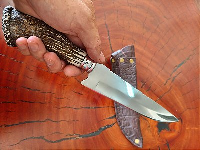 FACA ARTESANAL 7" em INOX , CABO EM RESINA