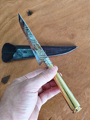 🔪 Faca Artesanal Inox com Cabo de Cartucho .50 – Edição Exclusiva e Colecionável