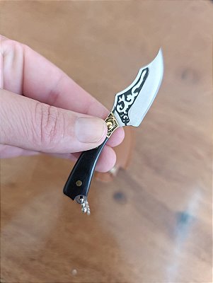 🔑✨ MINI FACA DE CHAVEIRO COM BAINHA – PEQUENA NO TAMANHO, GIGANTE NA UTILIDADE! ✨🔑