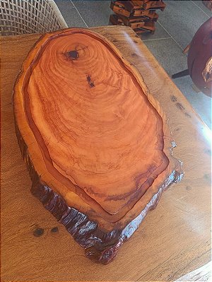 Tábua de Corte Rústica de Peroba Rosa grande