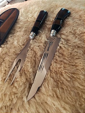 Kit Faca e Garfo inox – Com Bainha, Cabo Madeira e Resina