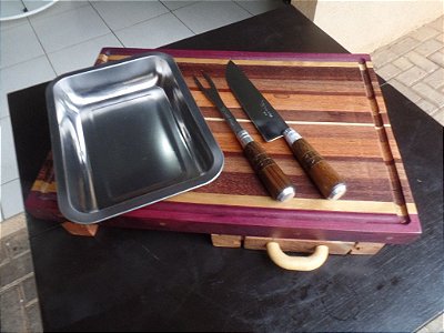 kit Tábua de Corte com bandeja de inox, garfo e faca, em "End Grain" feita com madeiras  nobres (angelim e ipê roxo)