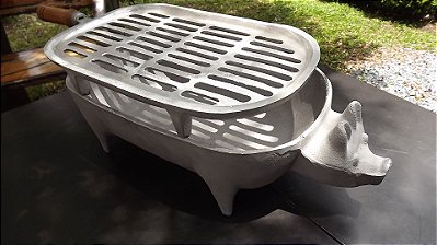 Churrasqueira De Alumínio Fundido Modelo Porquinho