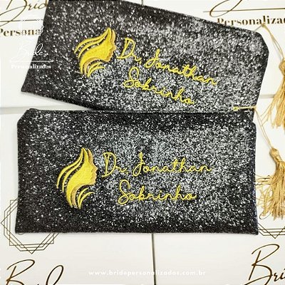 Nécessaire modelo Clutch personalizada com logomarca bordada com Brilho