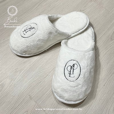 Pantufa Luxury Branca Personalizada com Logomarca bordada