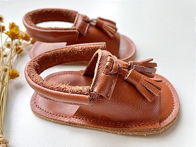 Moccs Sandália Pompom