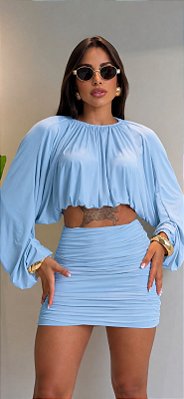 Conjunto Feminino Drapeado em Poliamida – Cropped Manga Bufante + Saia Ajustável