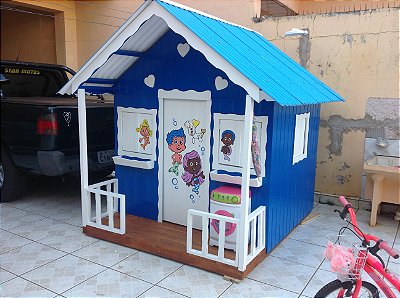 Casinha de Madeira - Standard - (Madeira Mista) - Média.