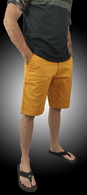 Bermuda Masculina Alfaiataria Amarelo Ouro Sarja SURF-X.