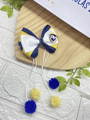 Laço M com Pompom pendurado Bom Pastor