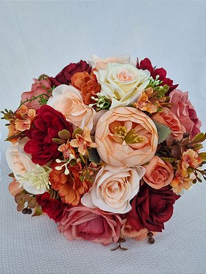 Buquê de Noiva Cerimonial em tons terrosos com marsala