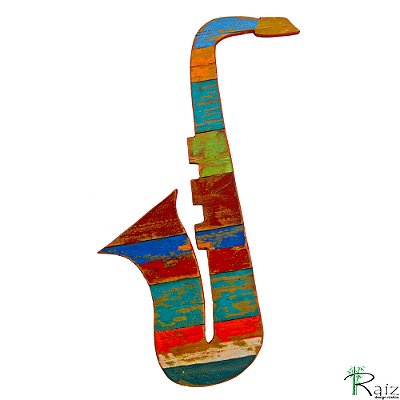 Quadro Rústico Artesanal Instrumento Musical Saxofone em Madeira de Demolição (L)(v)