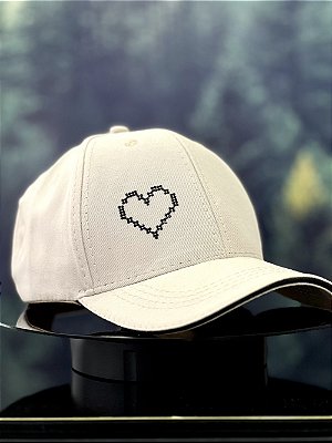 Boné Coração Pixelado - Cristal Swarovski