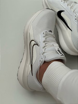 Tênis Nike