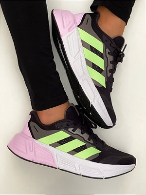 Tênis Adidas