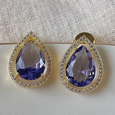 Brincos com pedra lavanda e microzirconias.