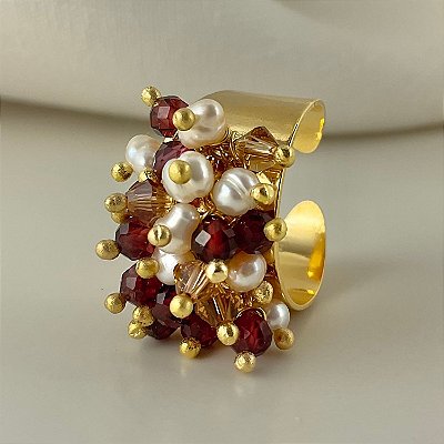 Anel “Carmim de Dendera” ( granada com pérolas de água doce )