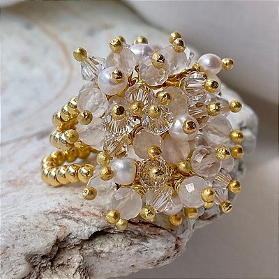 Anel “Riflesso Imperiale” ( pedra da lua, pérolas barrocas e cristais )