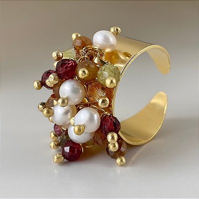 Anel Tramonto Di Fuoco ( safira amarela, granada e pérolas )