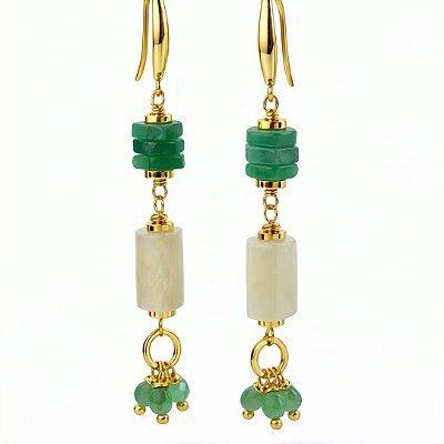 Brincos Essenza ( esmeraldas e pedra da lua )