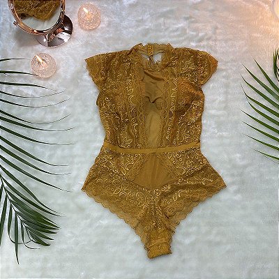 Body em Renda com Bojo e Detalhes em Tule