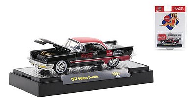 Miniatura M2 Machines 1:64 1957 Desoto Fireflite Coca-cola