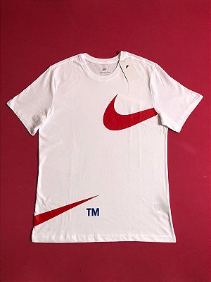 Camiseta Nike Swoosh Branca Masculina
